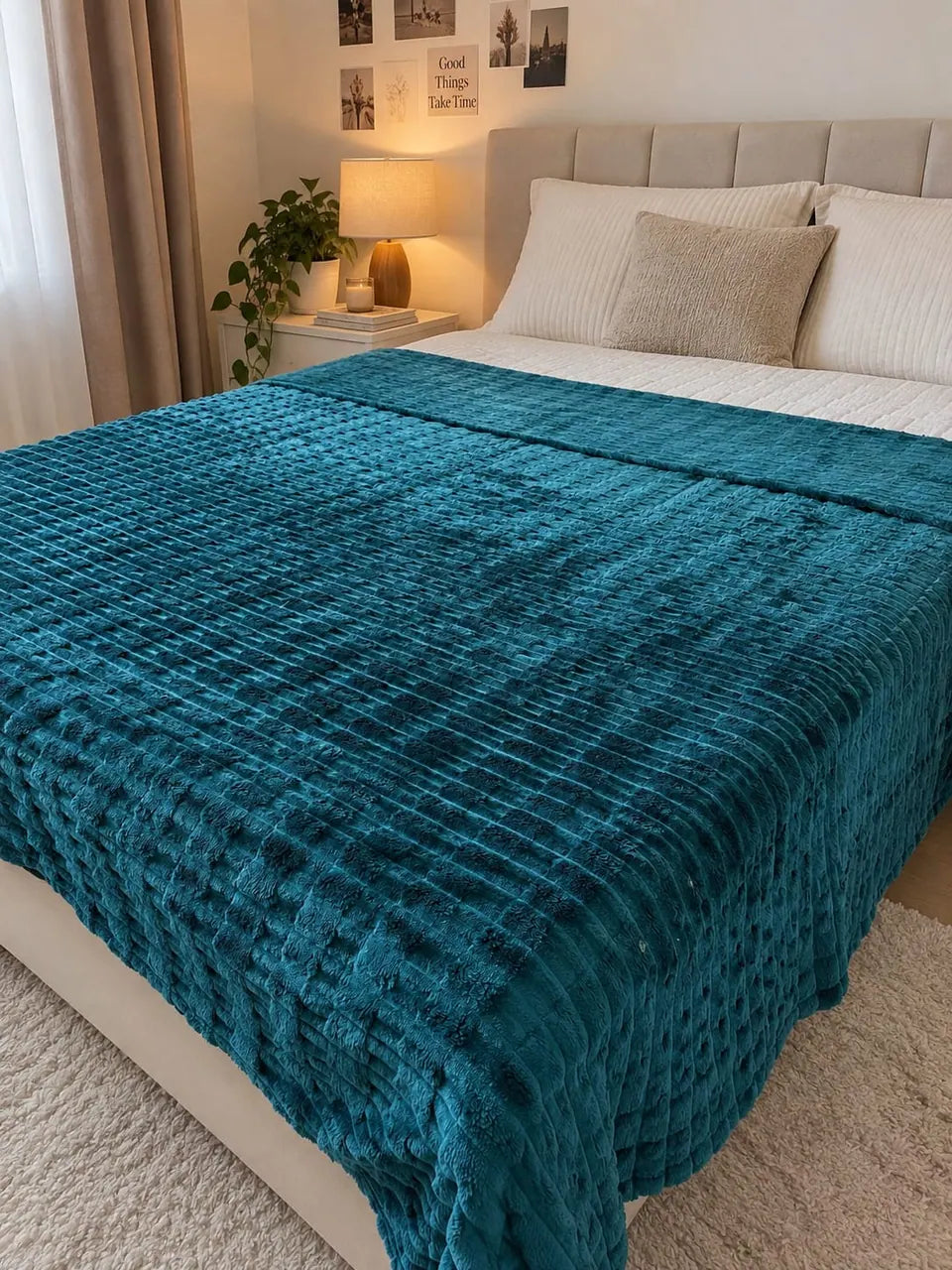 Dark Green Ribbed Plush Blanket