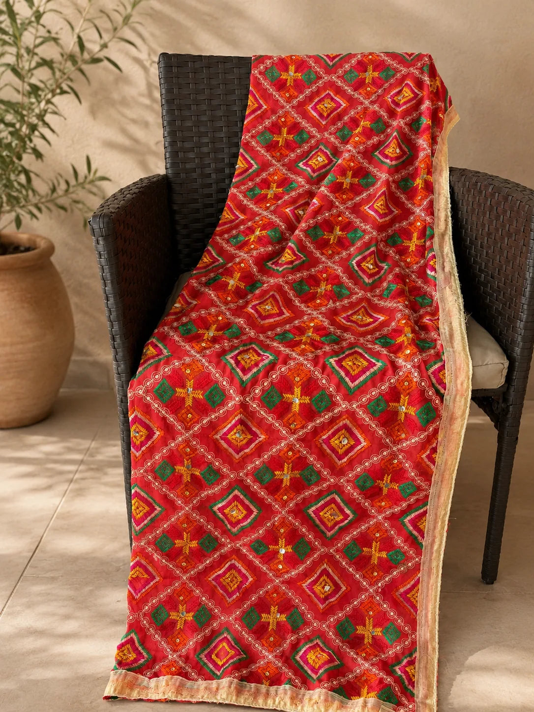 Handcrafted Punjabi Phulkari Dupatta