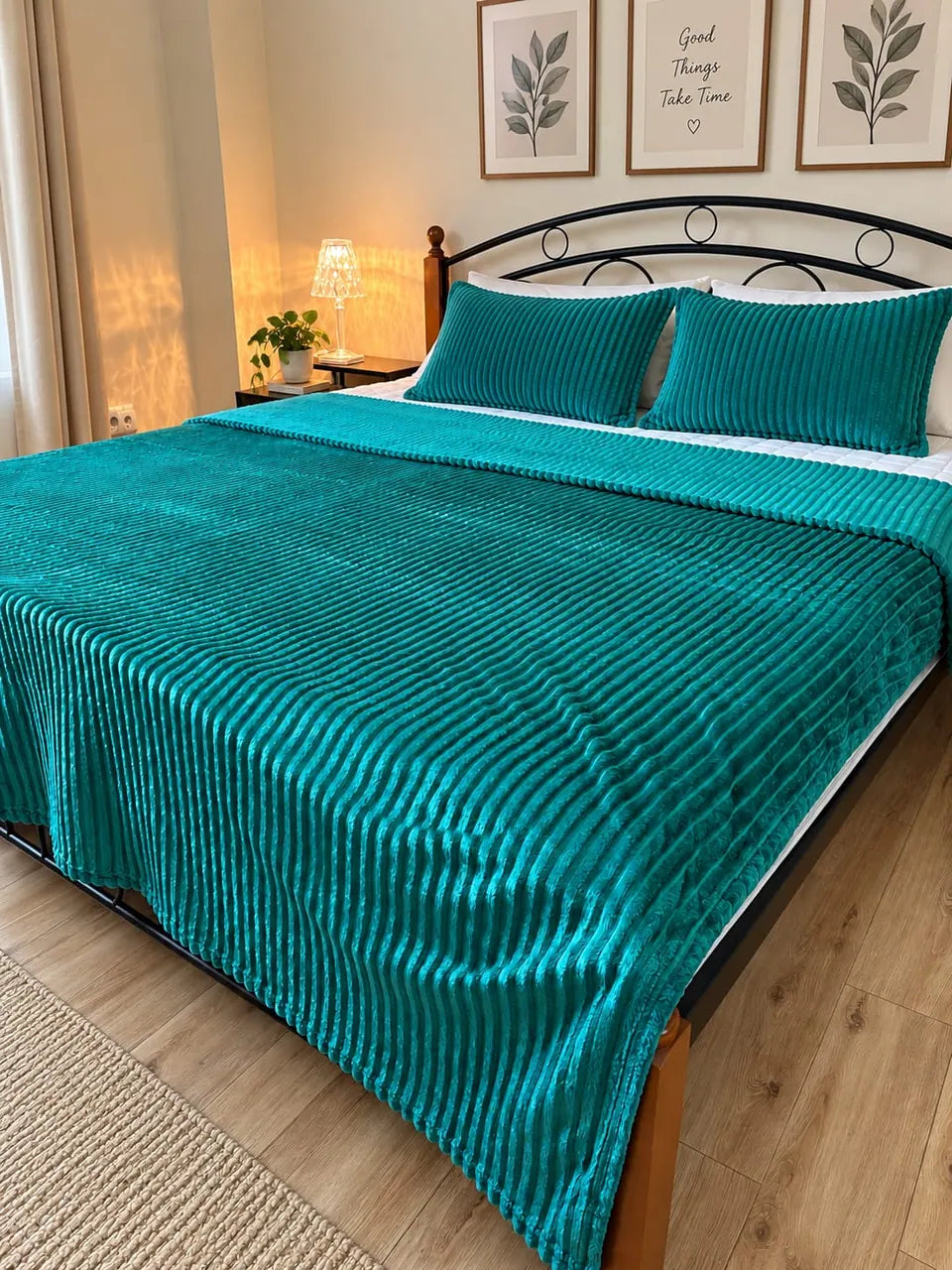 Light Green Ribbed Plush Blanket