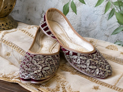 The Chits Maroon Zari Embroidered Traditional Women's Jutti